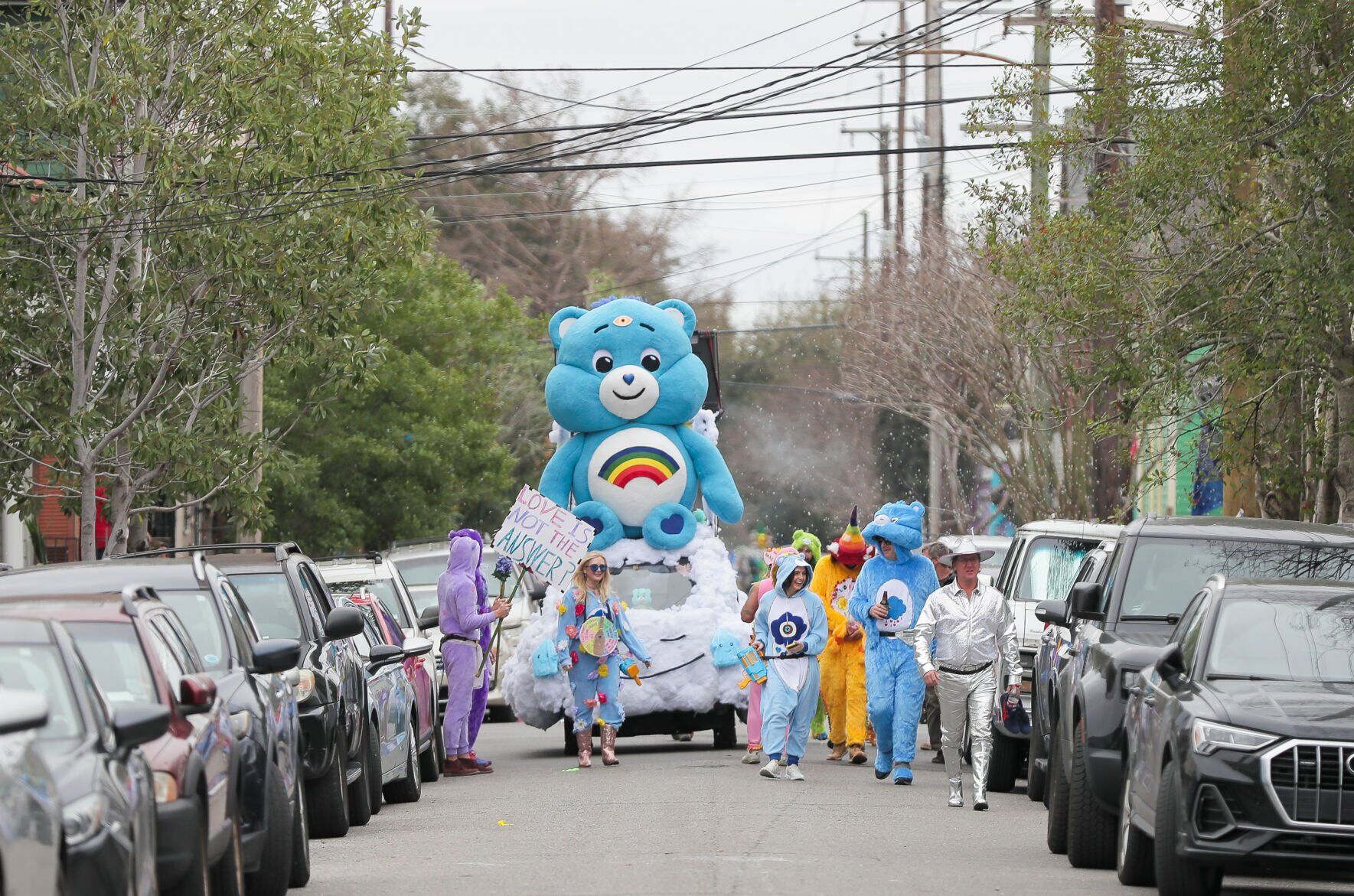 no.costumes.021424.0028.jpg